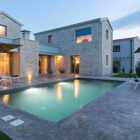 Guest house Maslina By