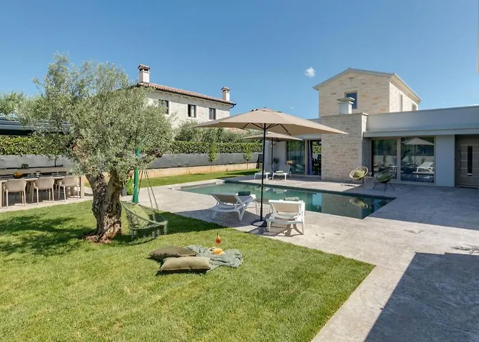Guest house Maslina By